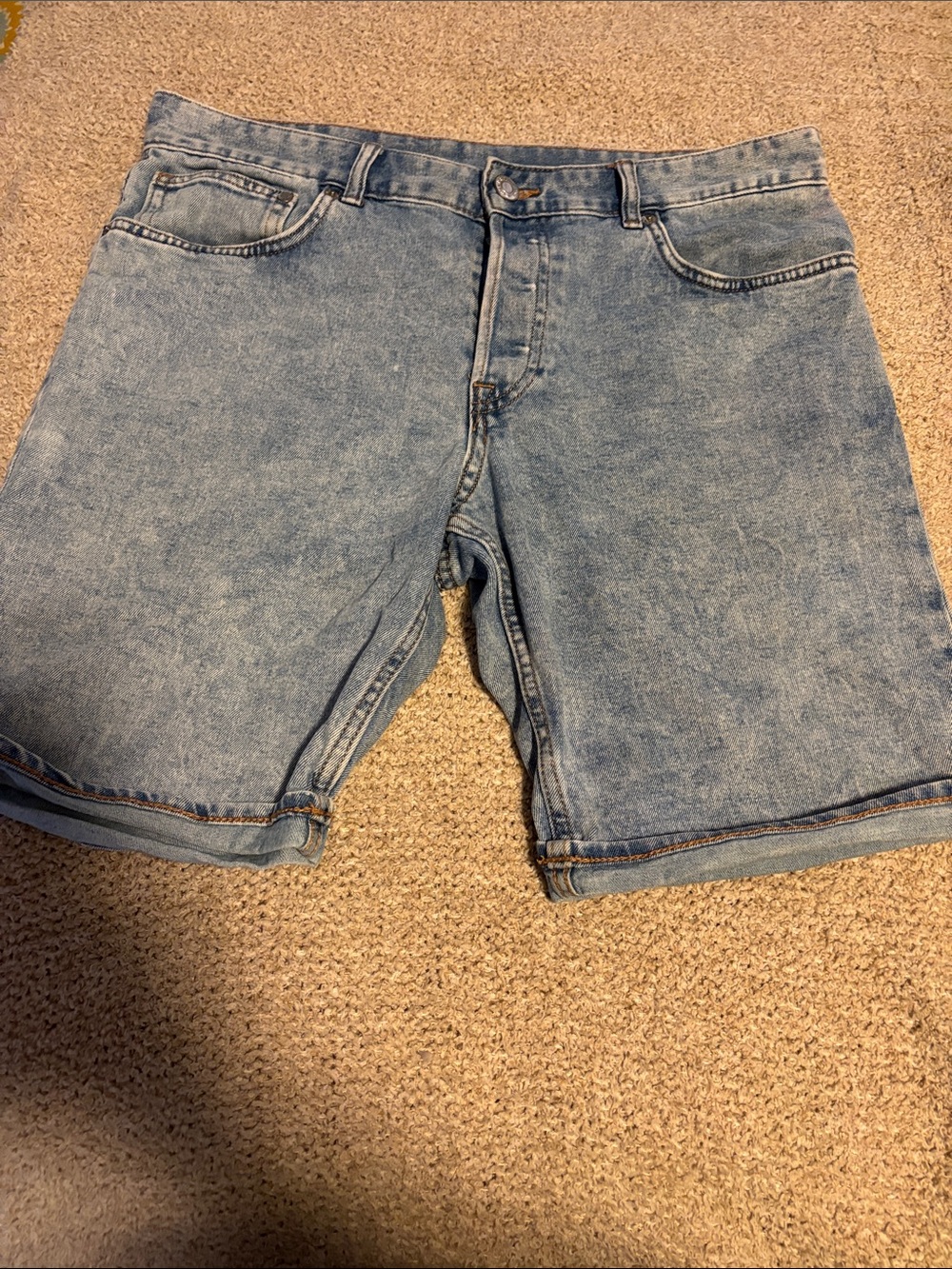 &Denim Slim Fit Button Fly Shorts Light Wash Denim